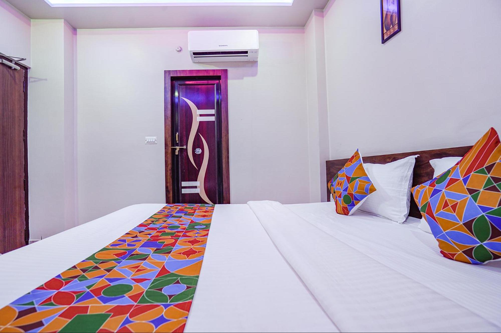 Fabhotel Nandini Grand Kakarmatha Kültér fotó