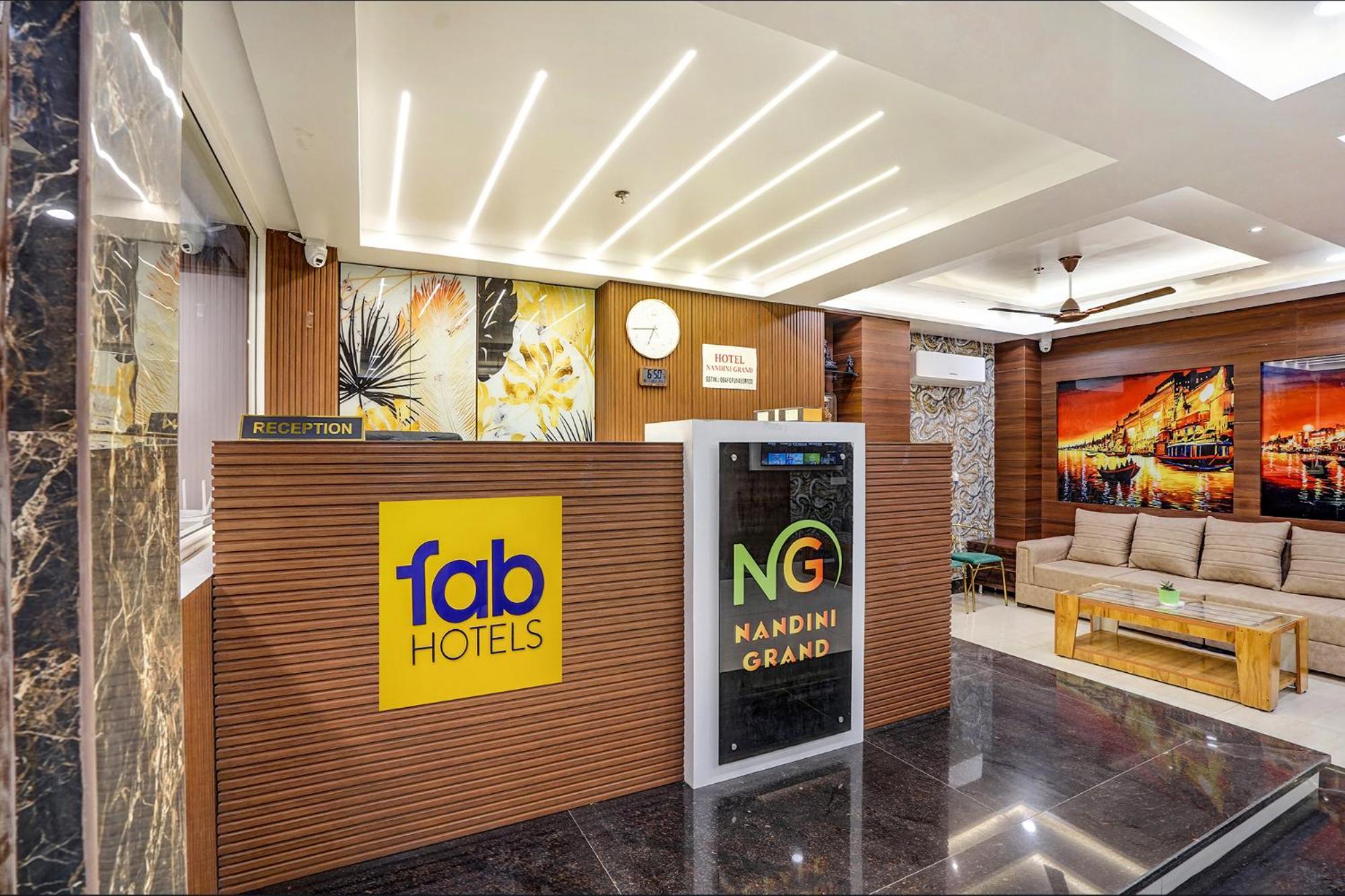 Fabhotel Nandini Grand Kakarmatha Kültér fotó